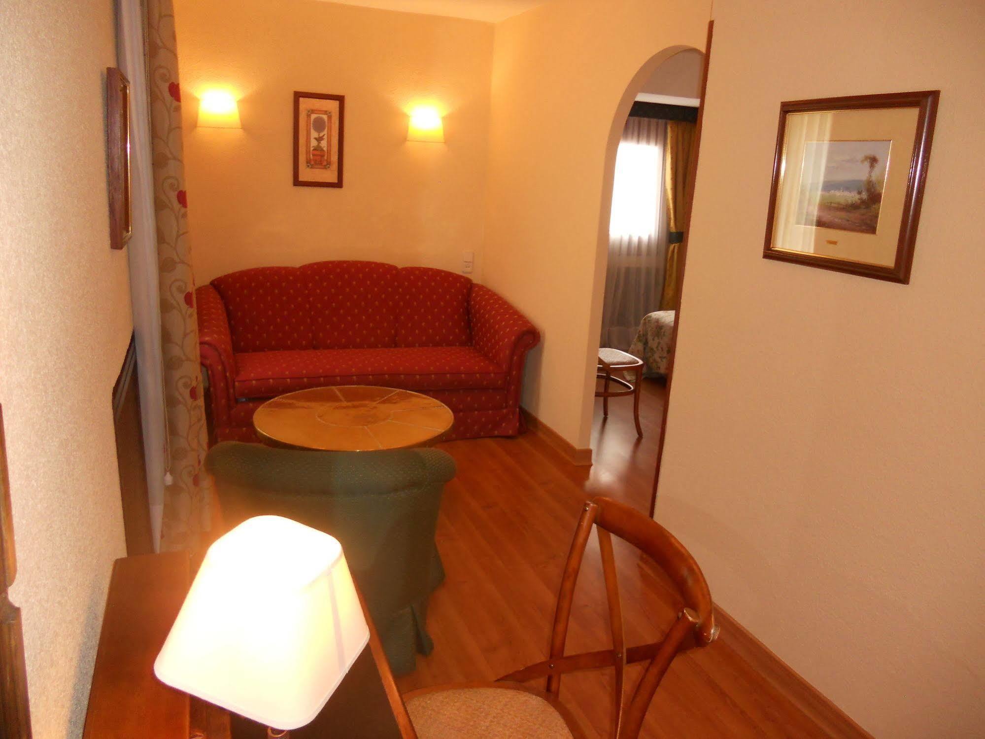 נאבאסראדה Hotel Rural Las Postas מראה חיצוני תמונה